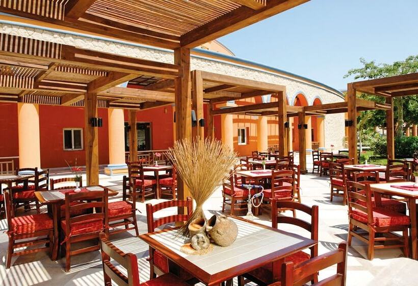 هتل Mövenpick Resort El Sokhna