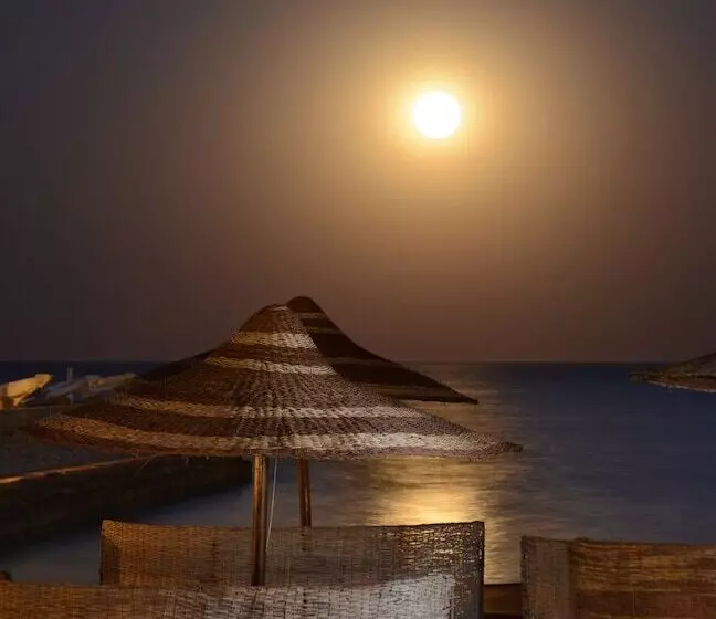 هتل Mövenpick Resort El Sokhna