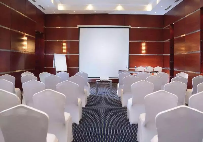 هتل Mövenpick Resort El Sokhna