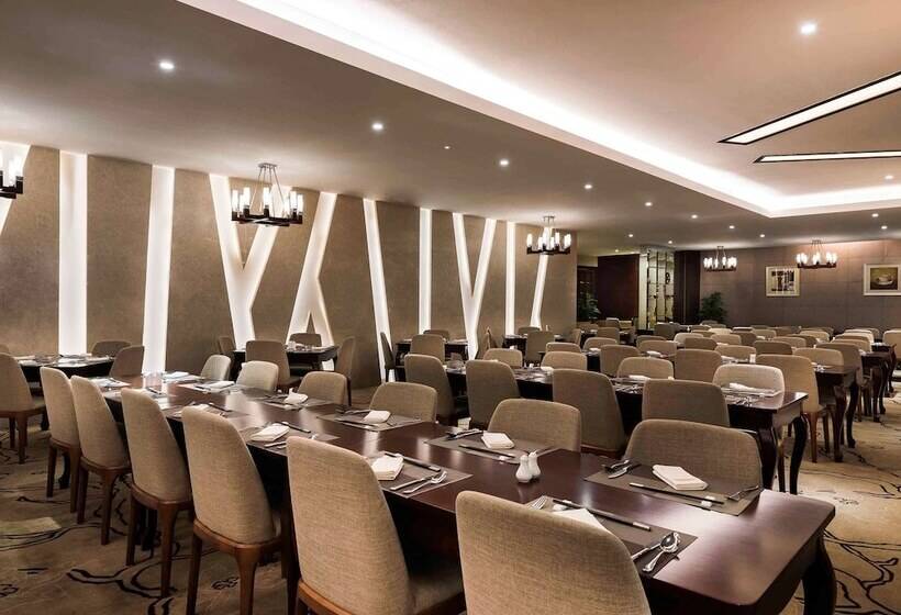 Hotel Pullman Beijing South