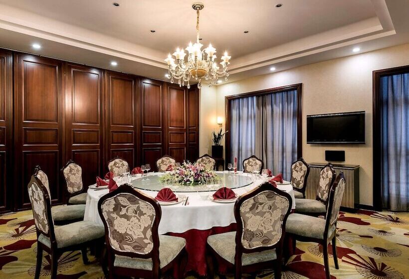 Hotel Pullman Beijing South