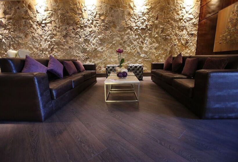 בית מלון כפרי Reina Isabel