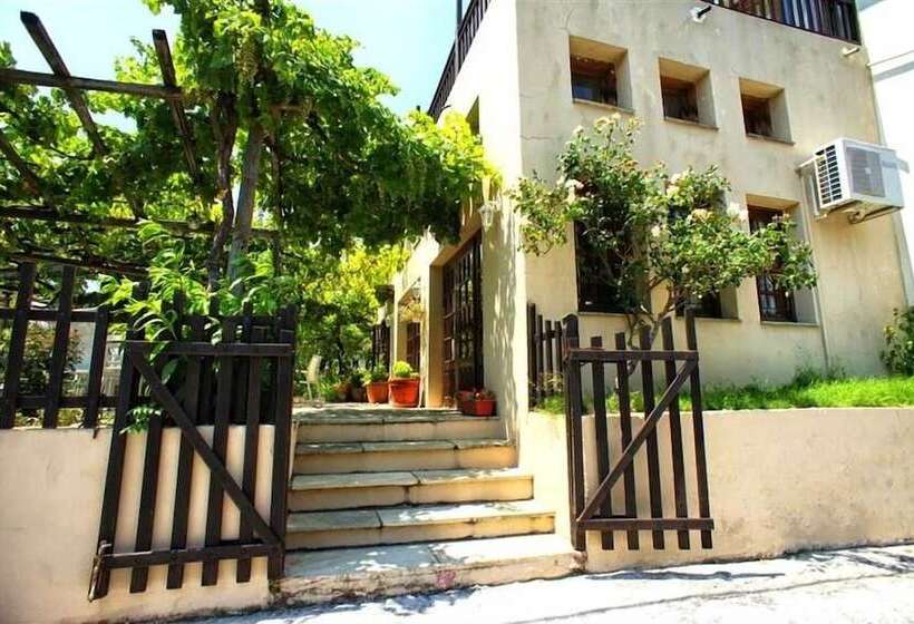 Отель Saily Beach