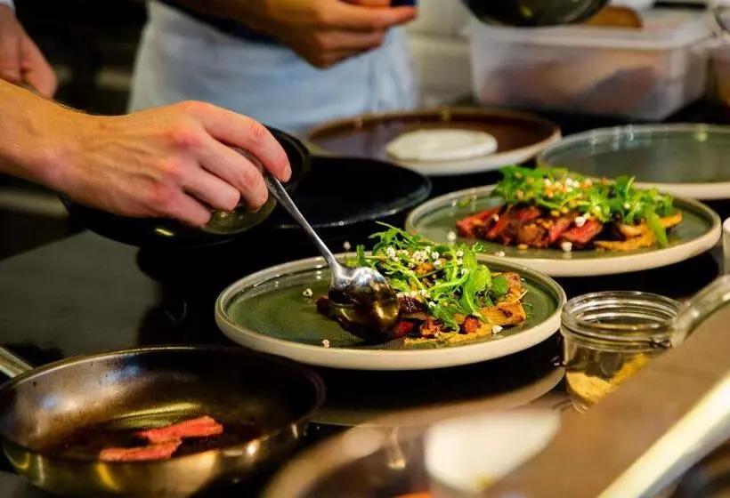 Steigenberger Hotel Herrenhof