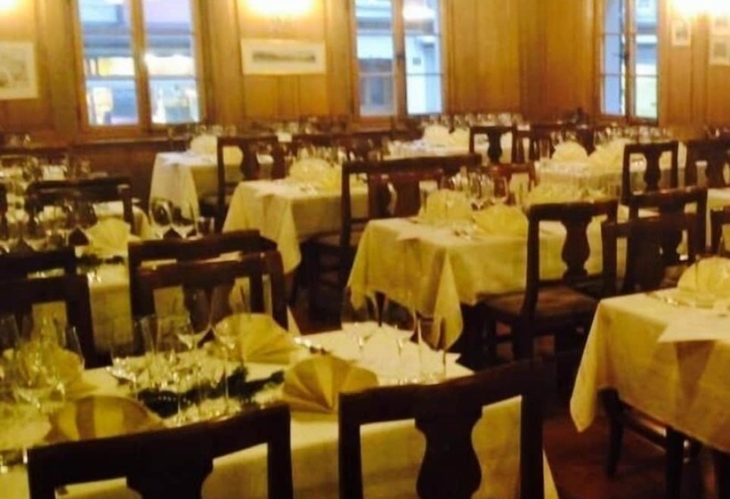 Отель Zum Hirschen