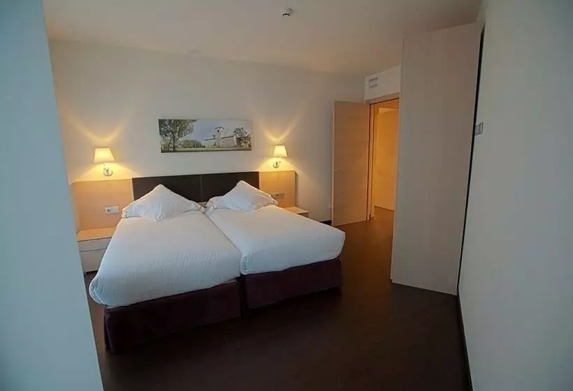 Jardines De Uleta Suites