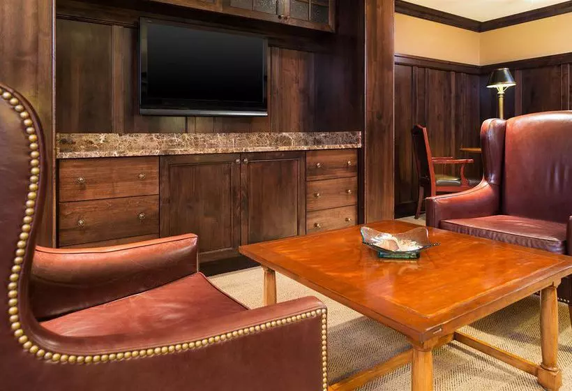 Sheraton Minneapolis Midtown Hotel