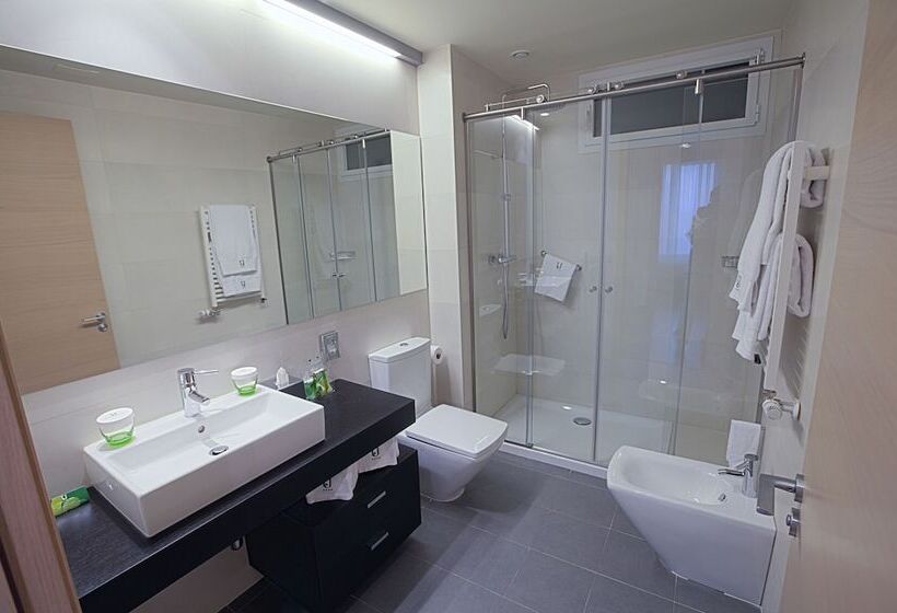 Jardines De Uleta Suites