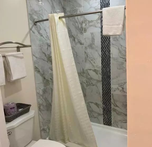 Westport Station Motel