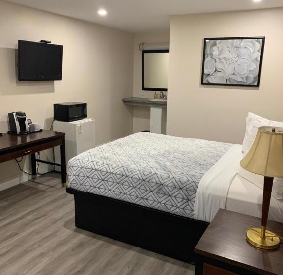 Westport Station Motel