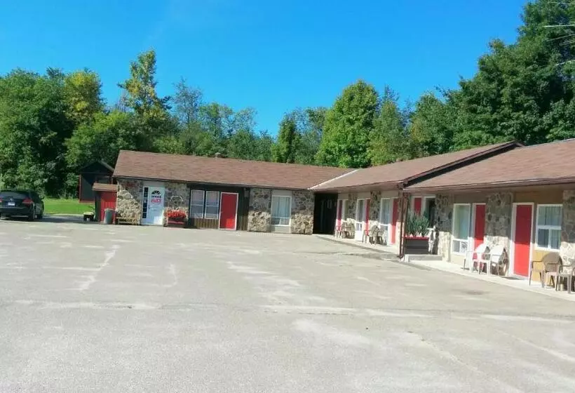 Westport Station Motel