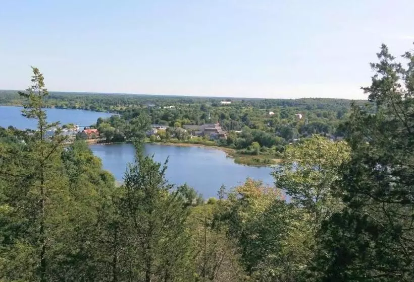 Westport Station Motel