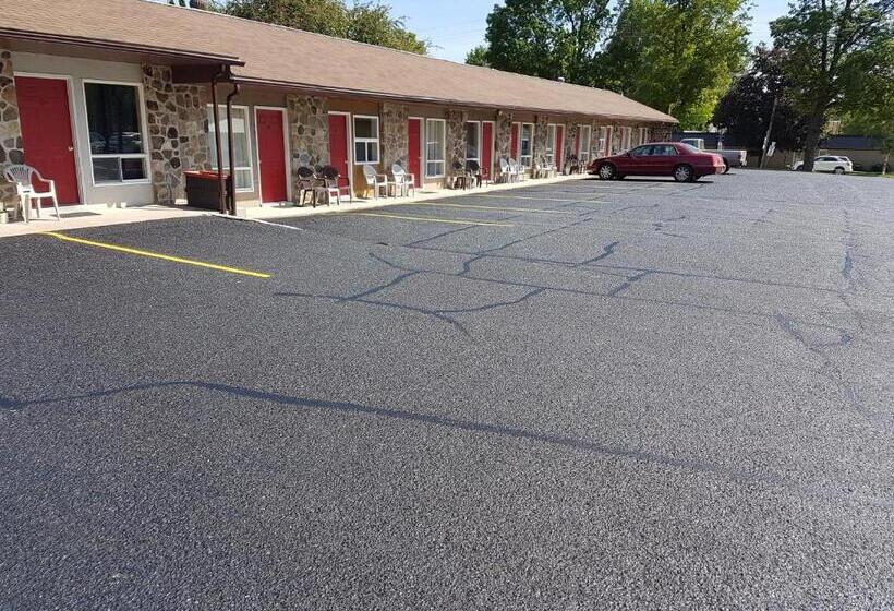 Westport Station Motel