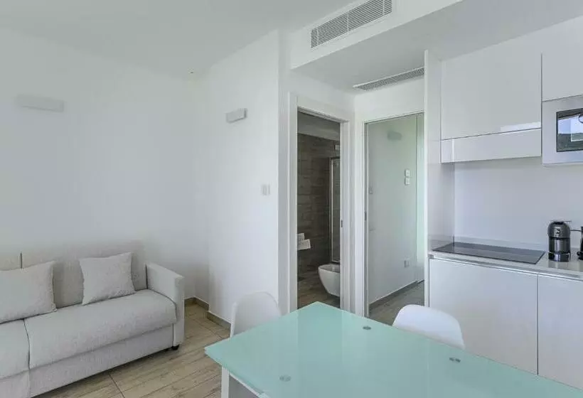 Capo Falcone Beach Charming Apartments Stintino