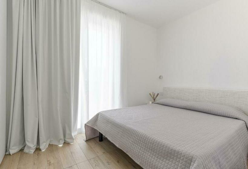 Capo Falcone Beach Charming Apartments Stintino