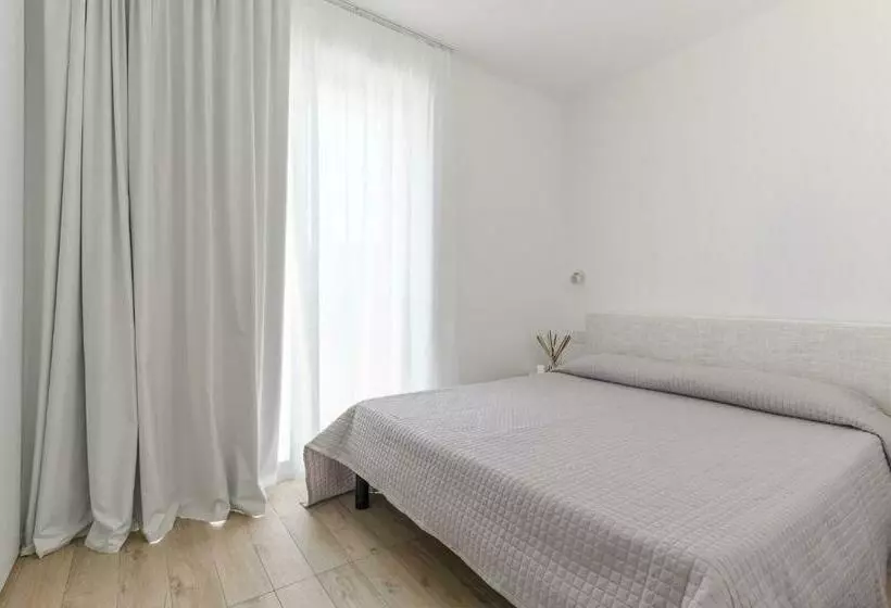 Capo Falcone Beach Charming Apartments Stintino