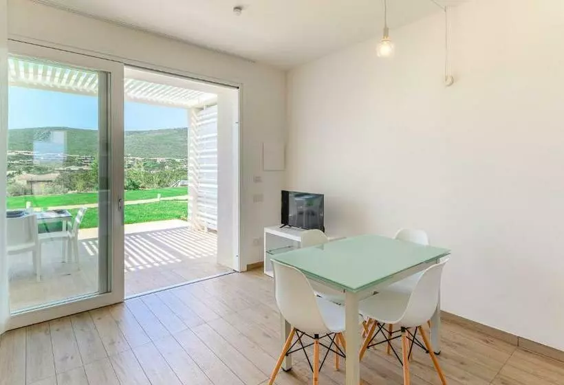 Capo Falcone Beach Charming Apartments Stintino