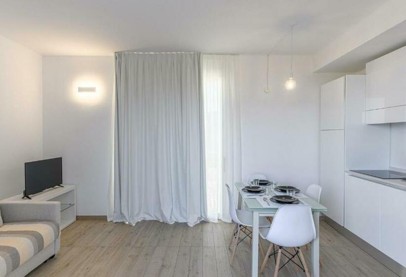 Capo Falcone Beach Charming Apartments Stintino