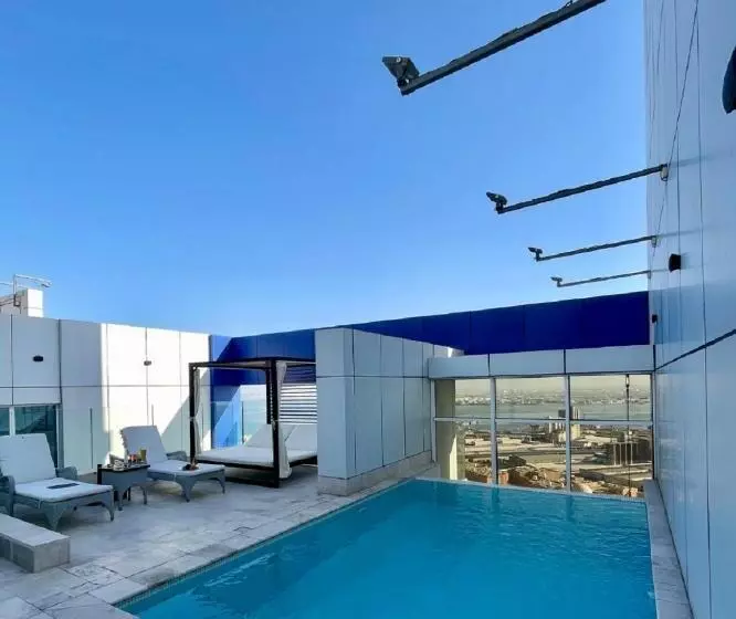 هتل Swissbelsuites Admiral Juffair