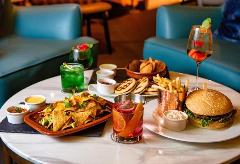 هتل Swissbelsuites Admiral Juffair