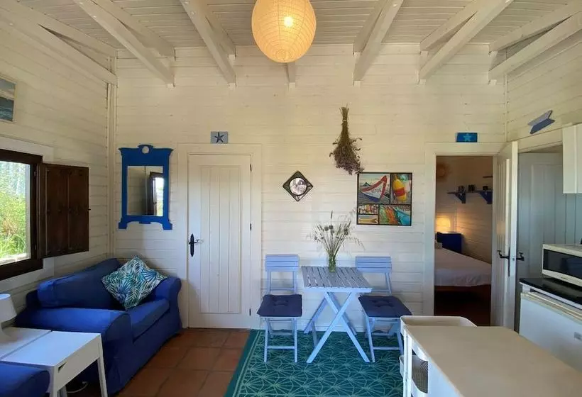 Beautiful 2 Bed Room Cottage With Seaview/ Garden