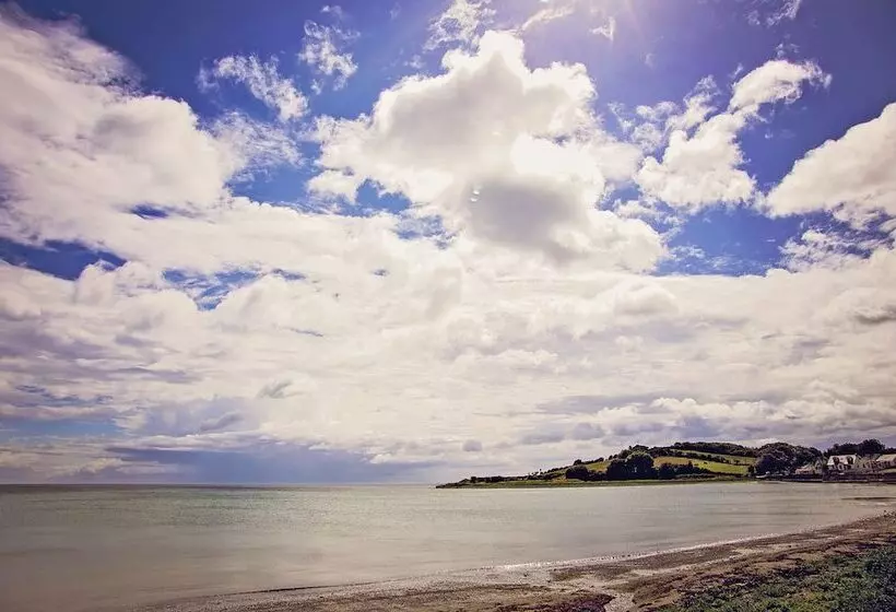 ベッドアンドブレックファースト Manse On The Beach