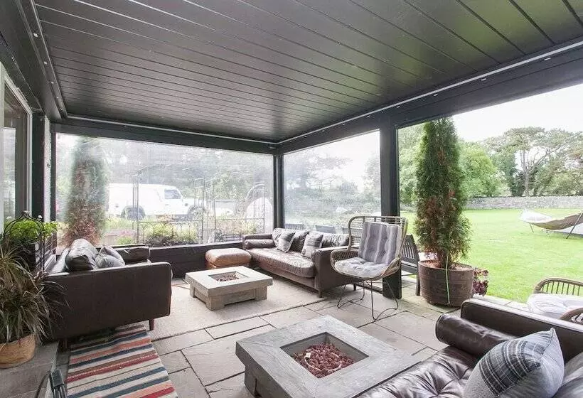 ベッドアンドブレックファースト Manse On The Beach