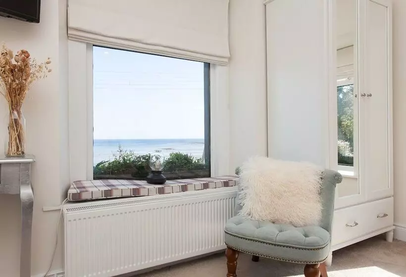 ベッドアンドブレックファースト Manse On The Beach