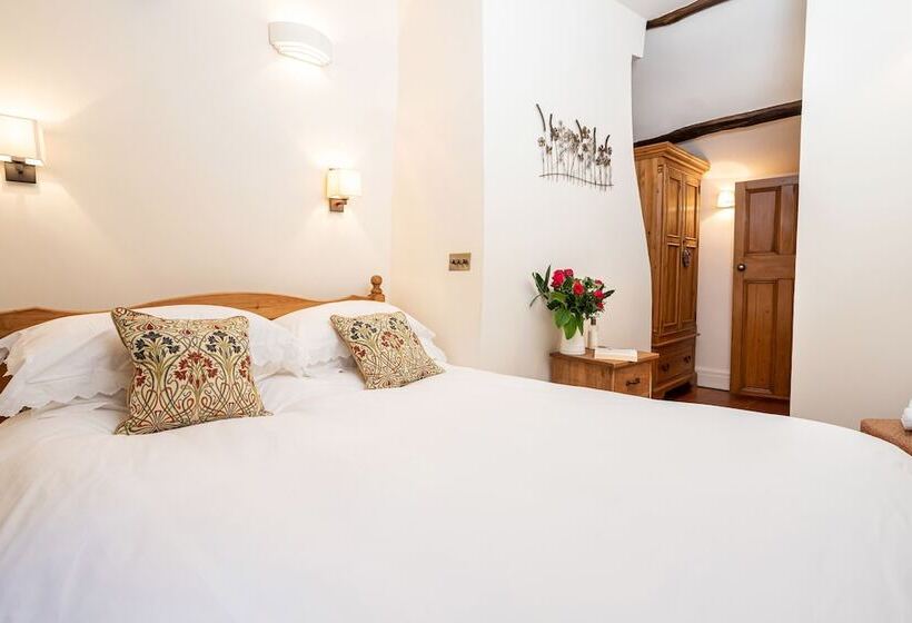 Ingleton   2 Bed Cottage   Sleeps 4   Pet Friendly