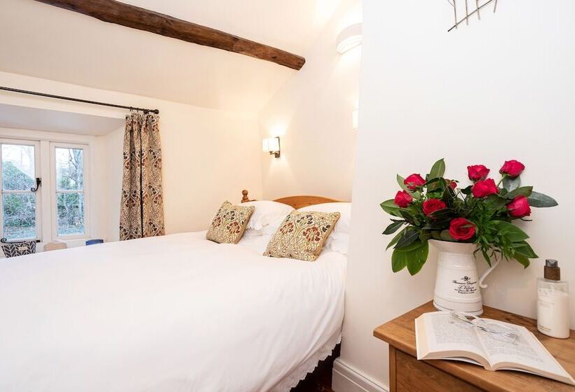 Ingleton   2 Bed Cottage   Sleeps 4   Pet Friendly