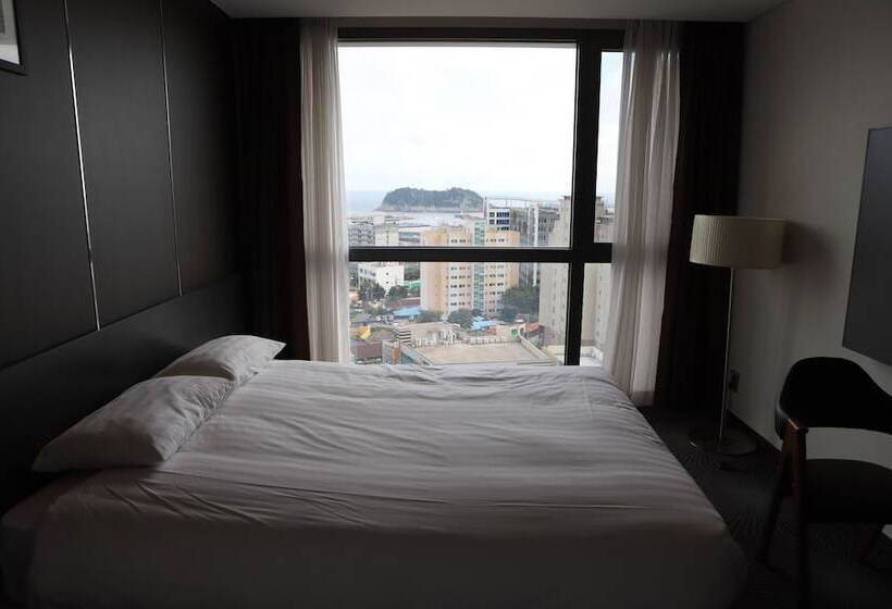 هتل Golden Daisy Seogwipo Ocean
