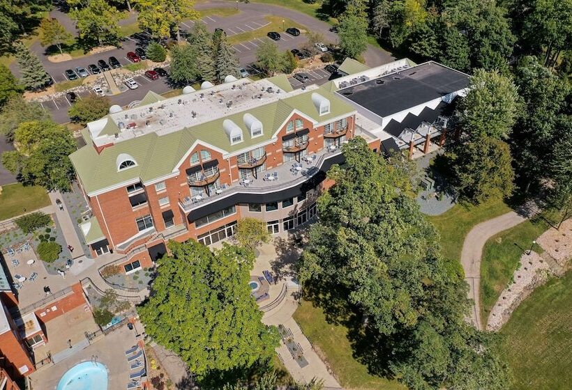 Heidel House Hotel And Conference Center, Ascend Hotel Collection