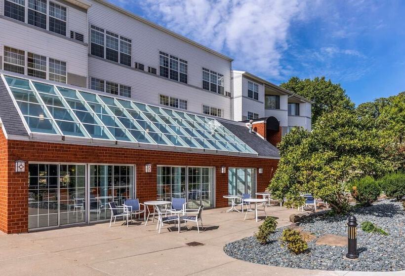 Heidel House Hotel And Conference Center, Ascend Hotel Collection