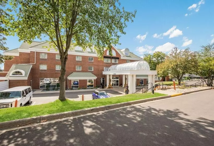 Heidel House Hotel And Conference Center, Ascend Hotel Collection