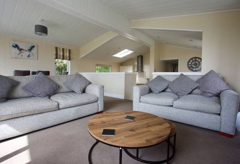 فندق Lovely 3 Bed Cottage In Ely