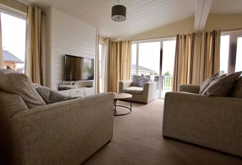 Hotelli Lovely 3 Bed Cottage In Ely