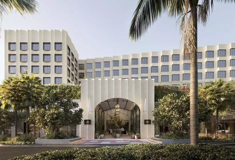 The Goodtime Hotel, Miami Beach A Tribute Portfolio