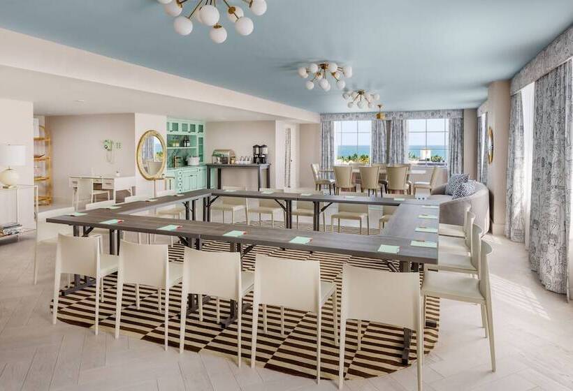 The Goodtime Hotel, Miami Beach A Tribute Portfolio