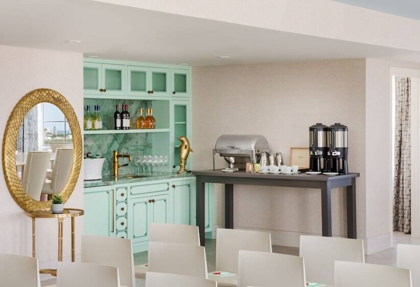 The Goodtime Hotel, Miami Beach A Tribute Portfolio