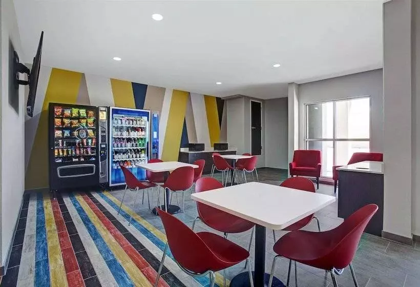 Motel 6 Monahans, Tx