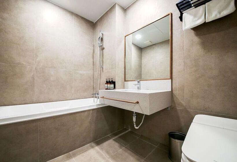 汽车旅馆 Hwagok Theme