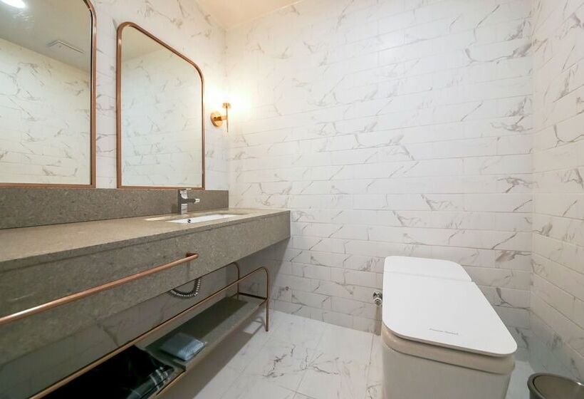 汽车旅馆 Hwagok Theme