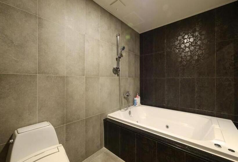 汽车旅馆 Hwagok Theme