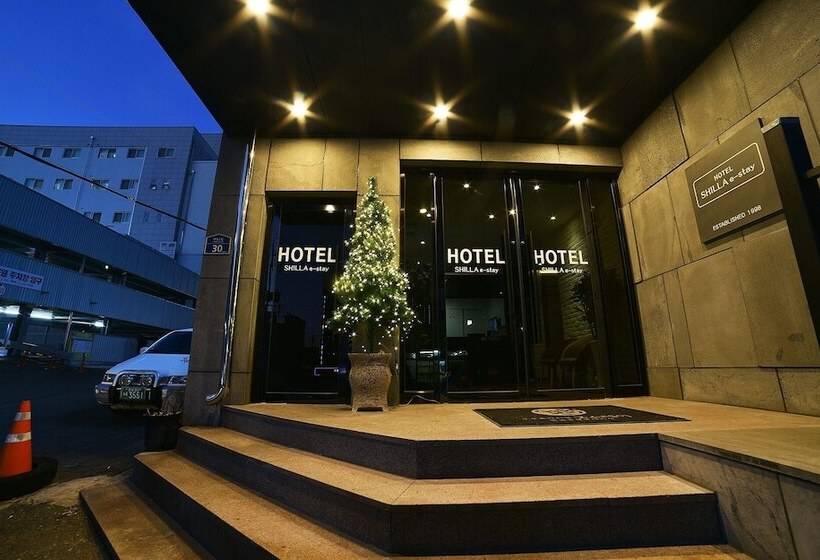 فندق على الطريق Yeosu Shilla E Stay