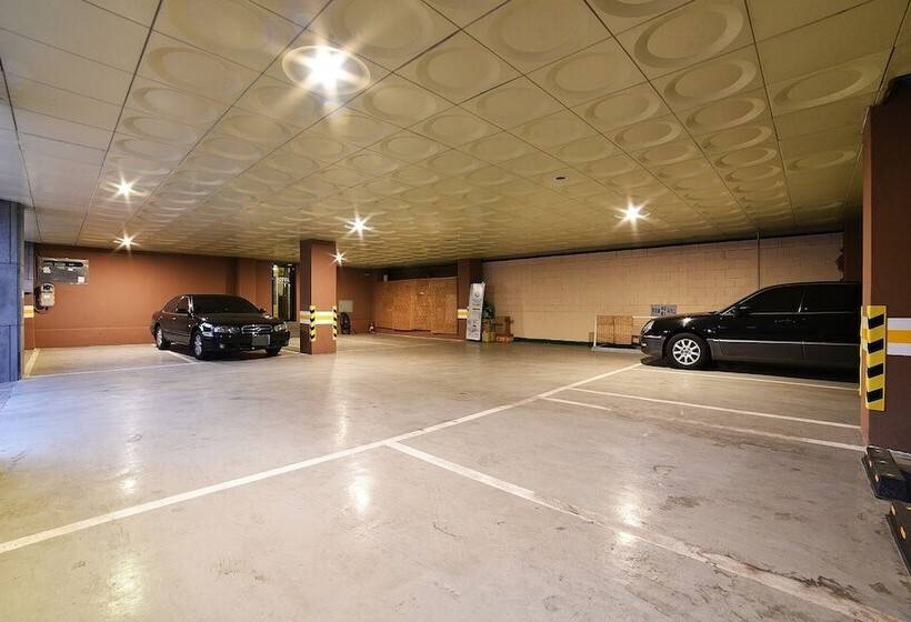 فندق على الطريق Yeosu Shilla E Stay