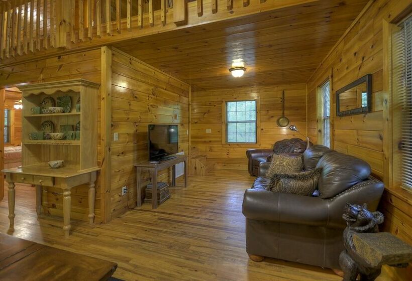 Mountain Haven Relaxing Cabin Near Blue Ridge