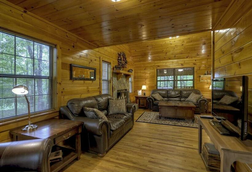 Mountain Haven Relaxing Cabin Near Blue Ridge