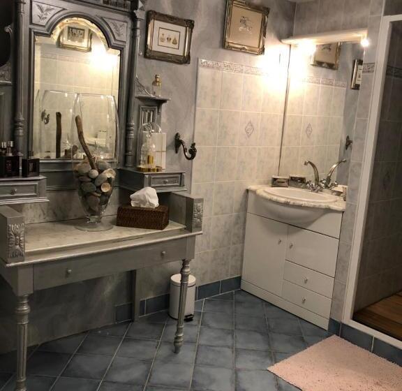 مبيت وإفطار Chez Fabrice