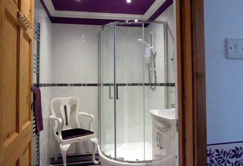 مبيت وإفطار Old Mill Farmhouse