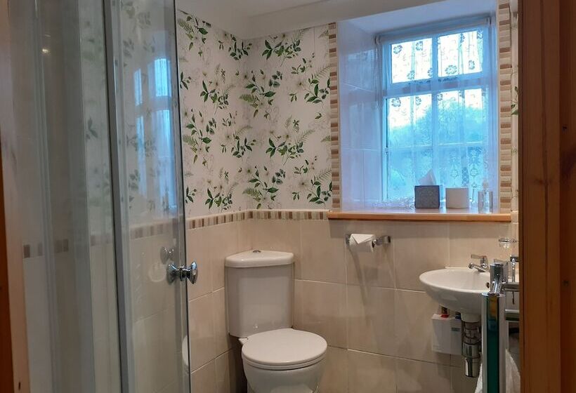 مبيت وإفطار Old Mill Farmhouse